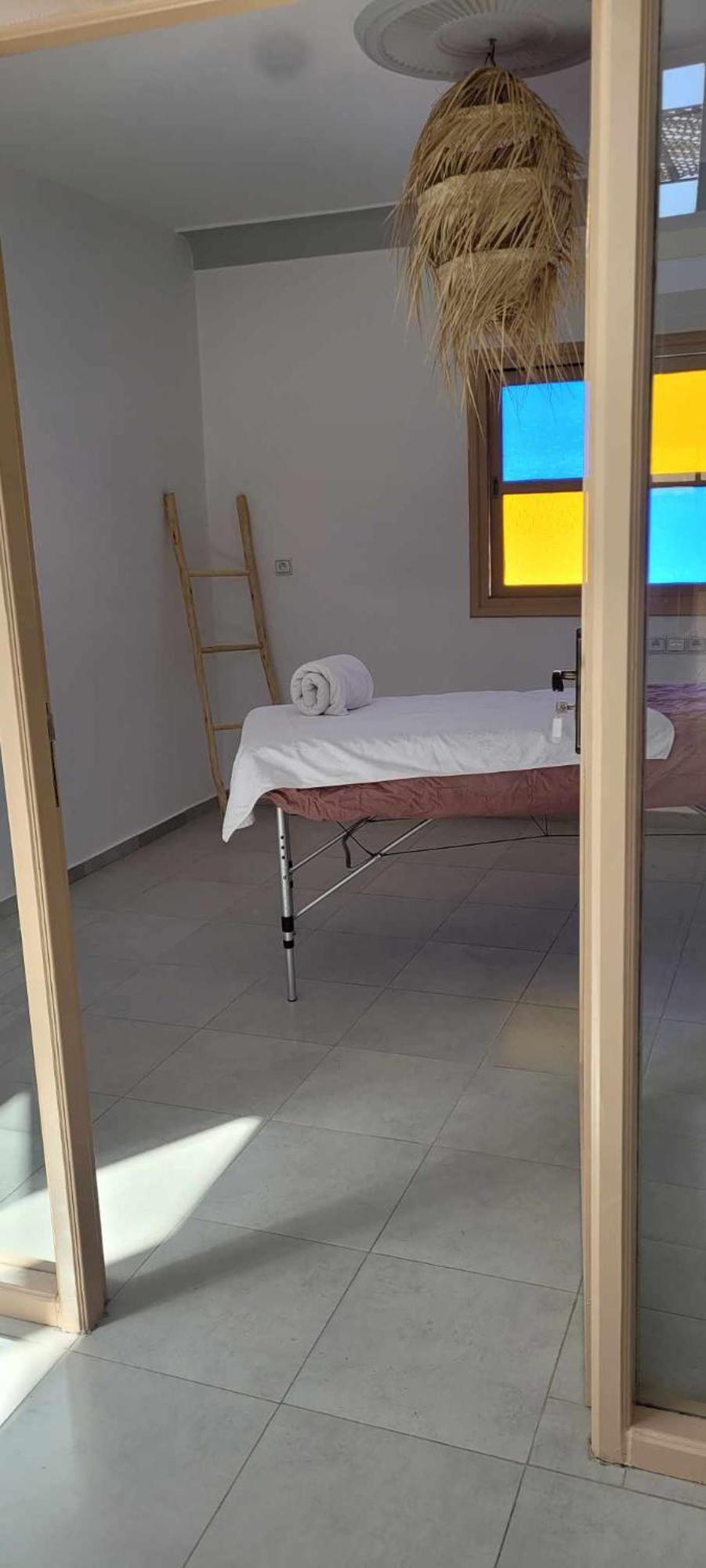 Riad Ghazal As-Sawíra Exteriér fotografie