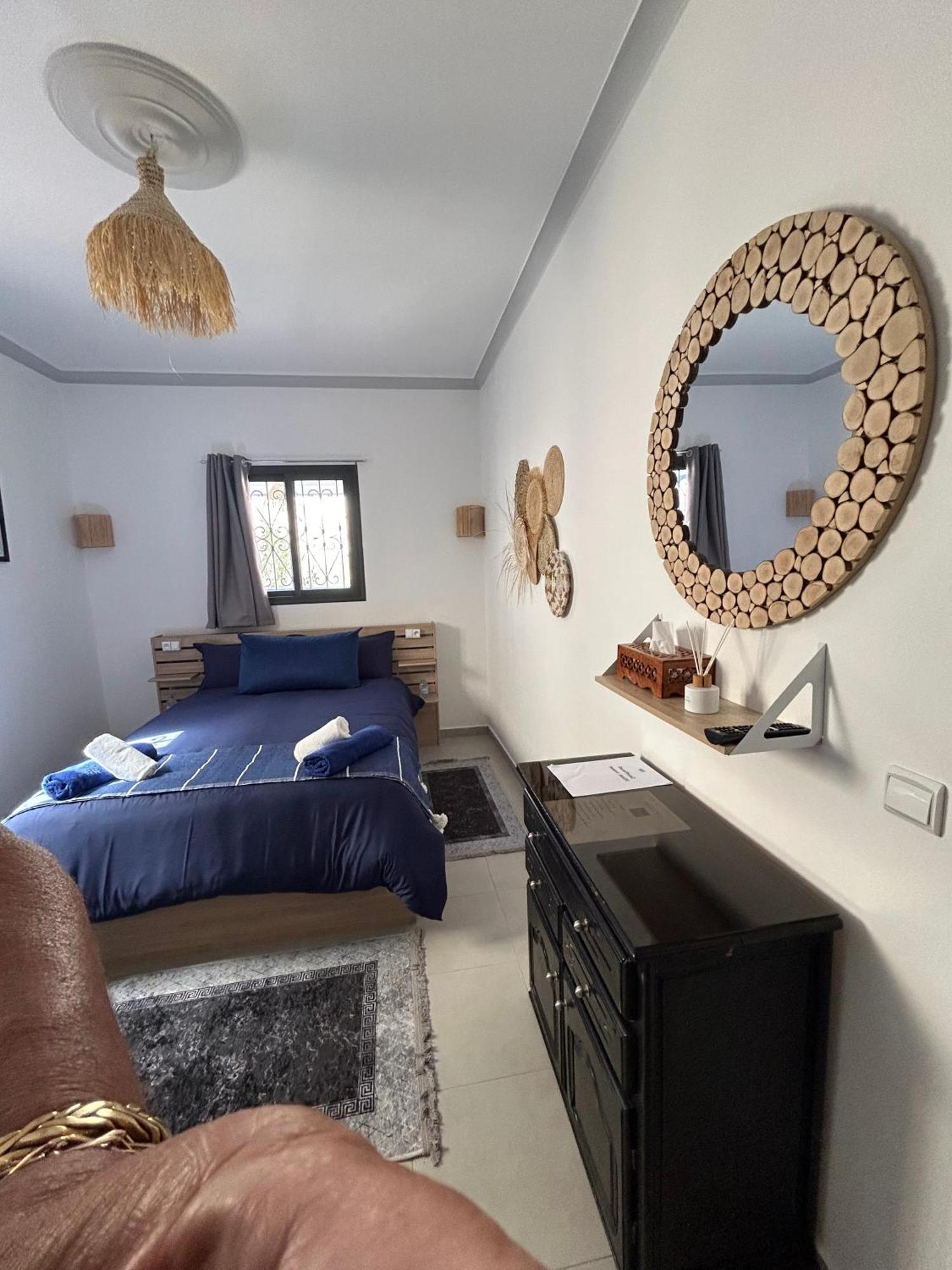 Riad Ghazal As-Sawíra Exteriér fotografie
