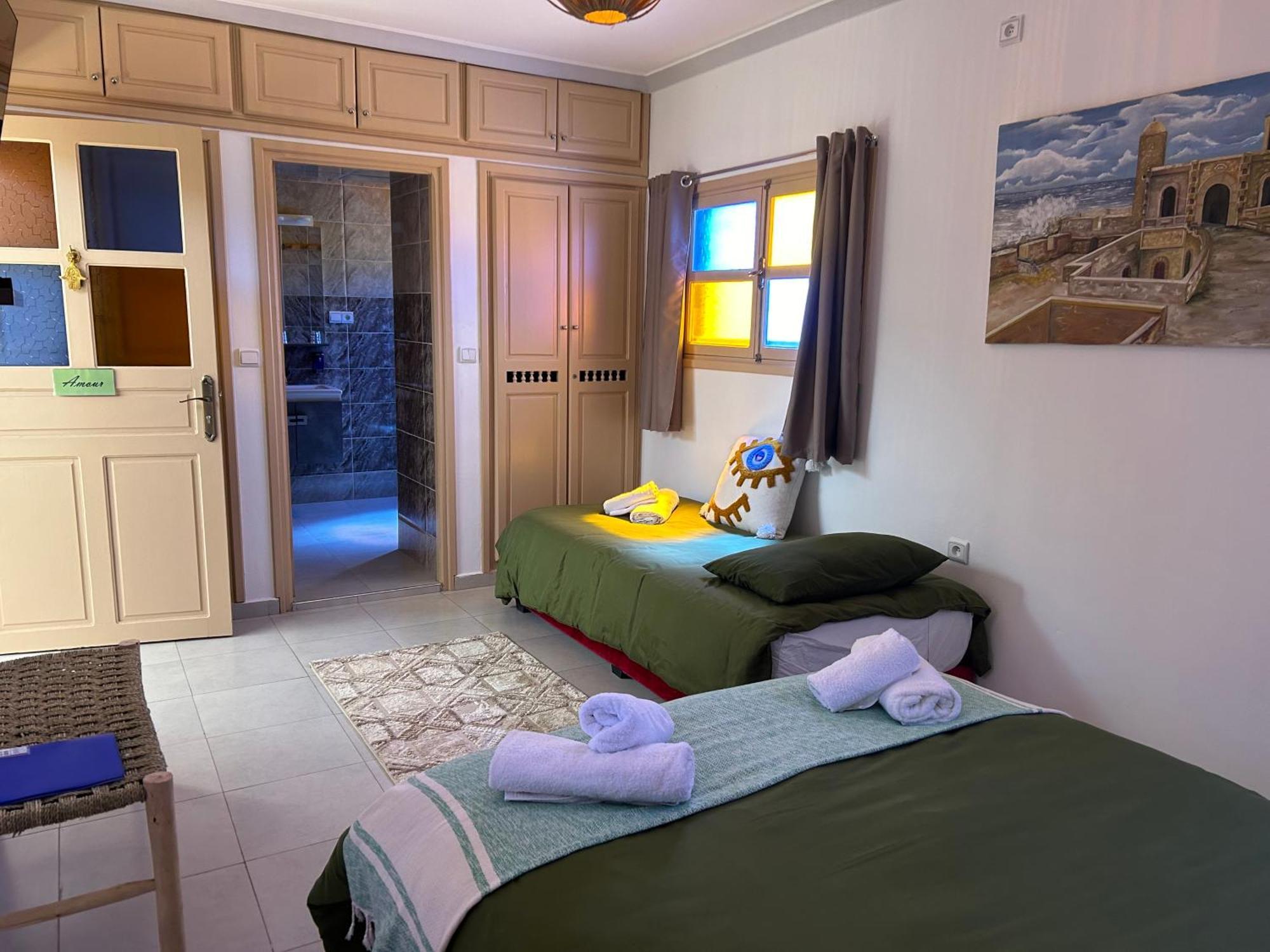 Riad Ghazal As-Sawíra Exteriér fotografie